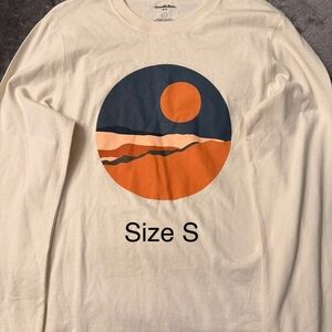 Goodfellow & Co Cream Long Sleeve Tee with Graphic